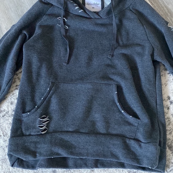 Chelsea Deboer distressed hoodie - Picture 4 of 8